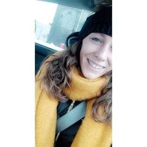 Meet your Posher, Karina